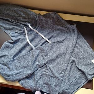 Vuori hoodie XL